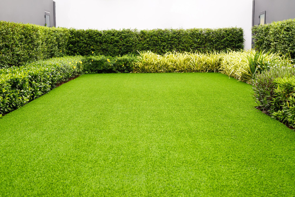 How to Enhance Your Lawn with Synthetic Turf Grass