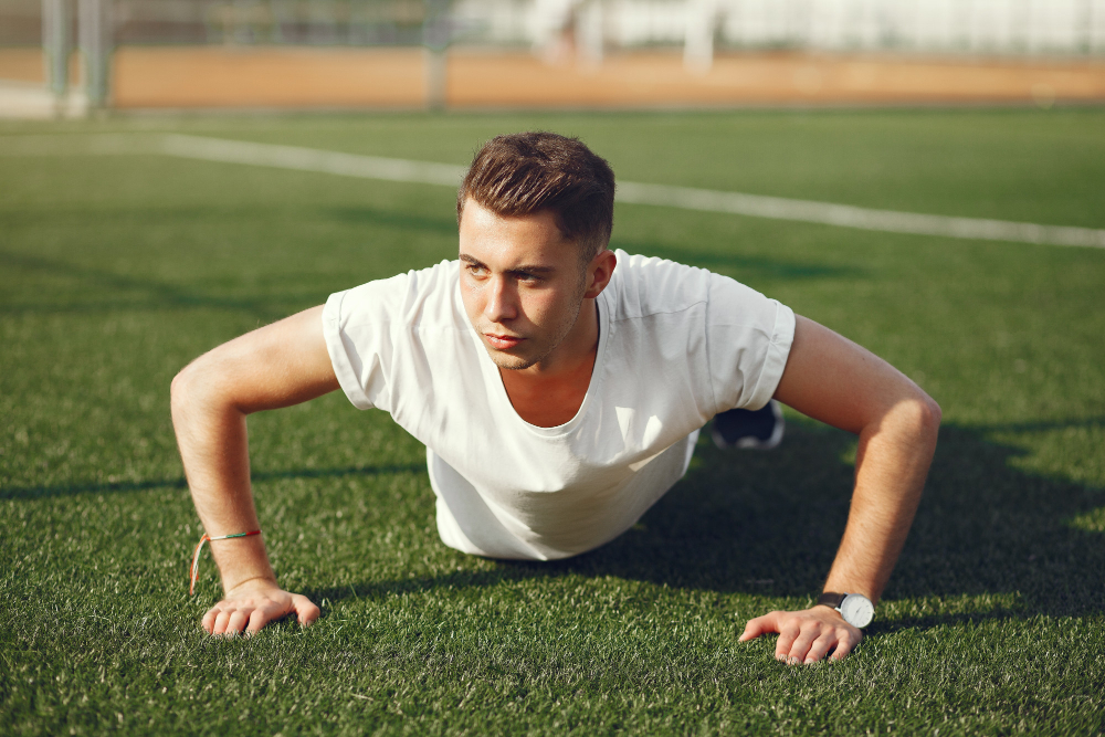 The Benefits of Synthetic Grass for Athletes