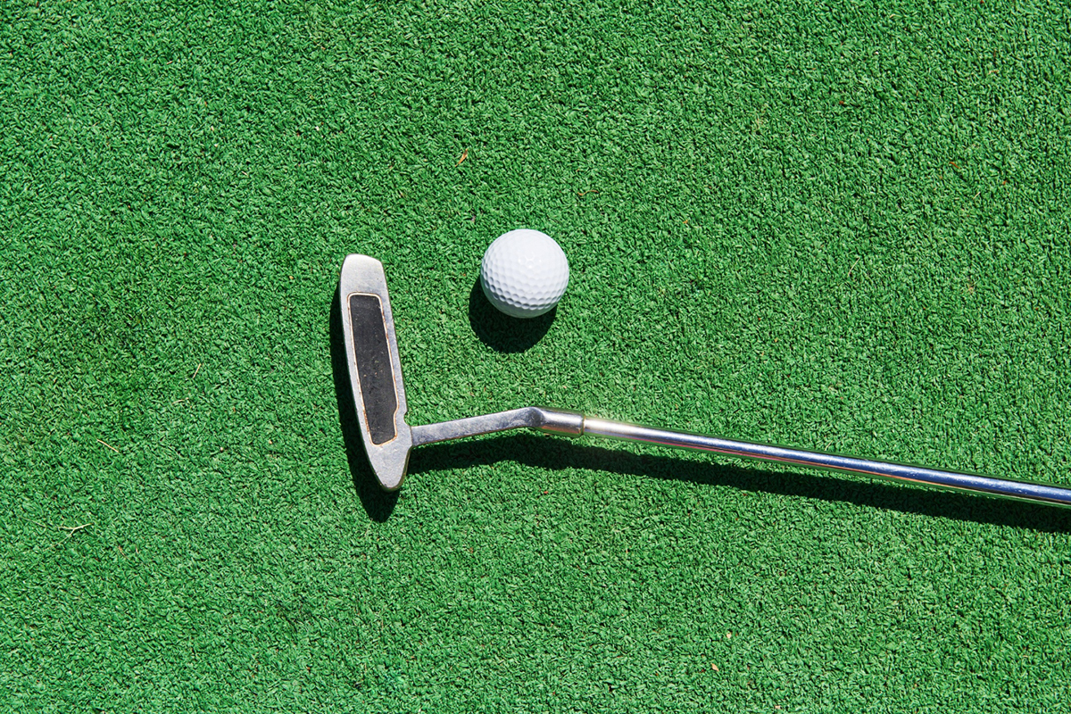 Reasons to Consider a Home Putting Green Turf
