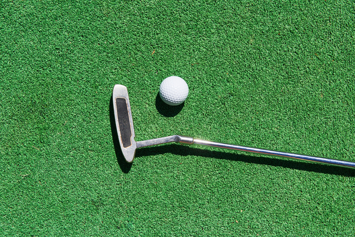 Reasons to Consider a Home Putting Green Turf