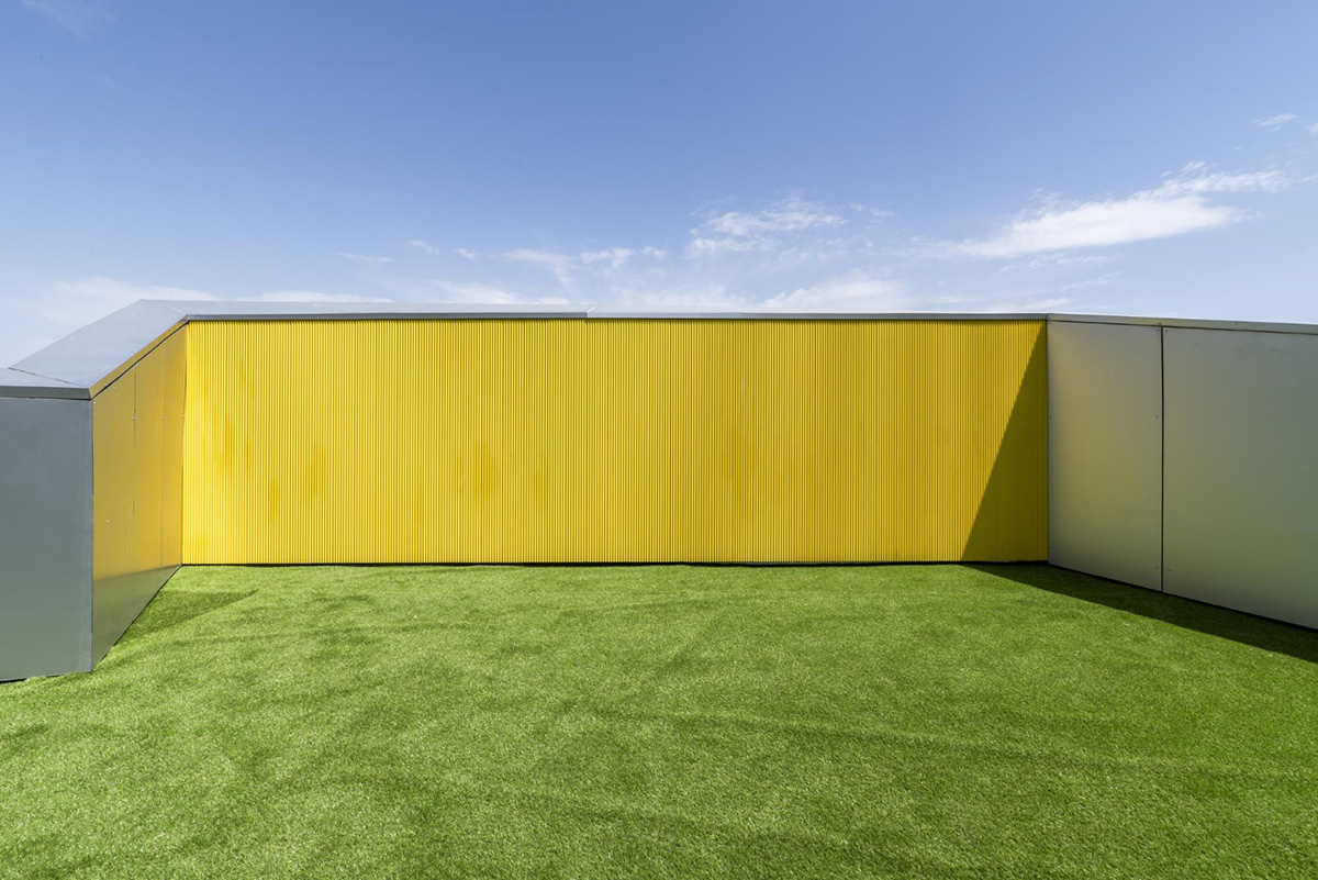 The Many Benefits of Roof Top Turf for Your Property