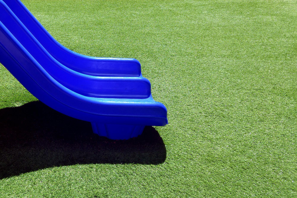 How Artificial Turf Keeps Your Kids Safe
